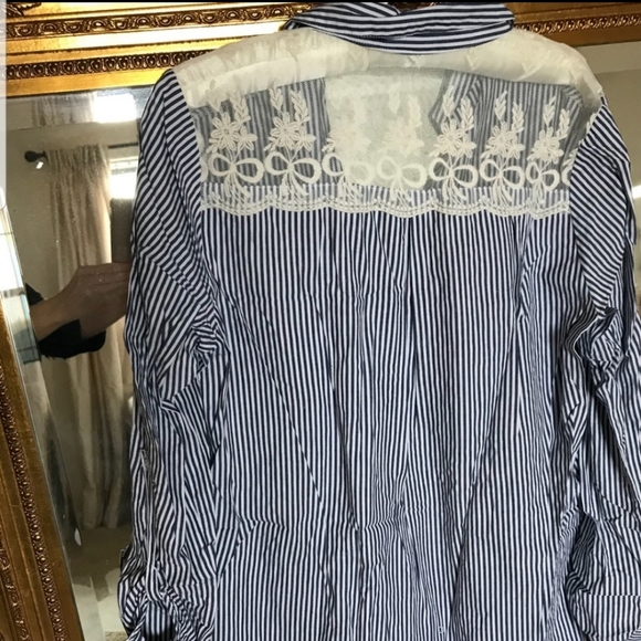 Anthropology Lily's Closet - Picture 2 of 2